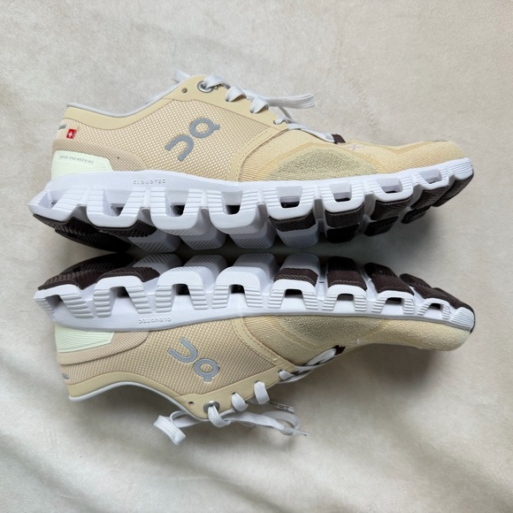 On Running Cloud X 3 Women’s 7.5 Savannah Frost Training Shoes w/ Box - Picture 9 of 16